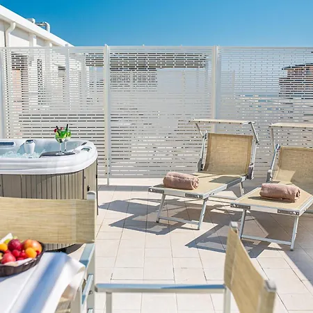 本博酒店 比比翁