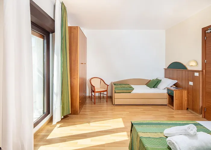 Bembo 4* Μπιμπιόνε